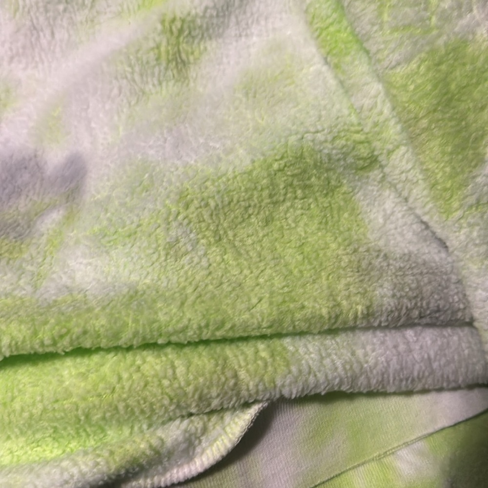 NWT! Free People Kelly Tie Dye Green Citron Grey Sweatshirt Large - Picture 3 of 9